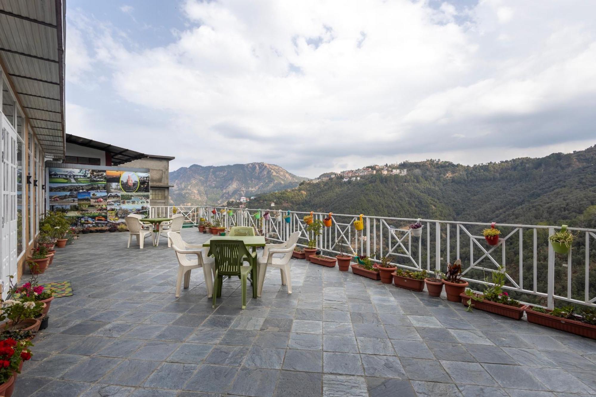 Treebo Lords Garden Glory With Valley View & Centralized Heating Shimla Eksteriør bilde