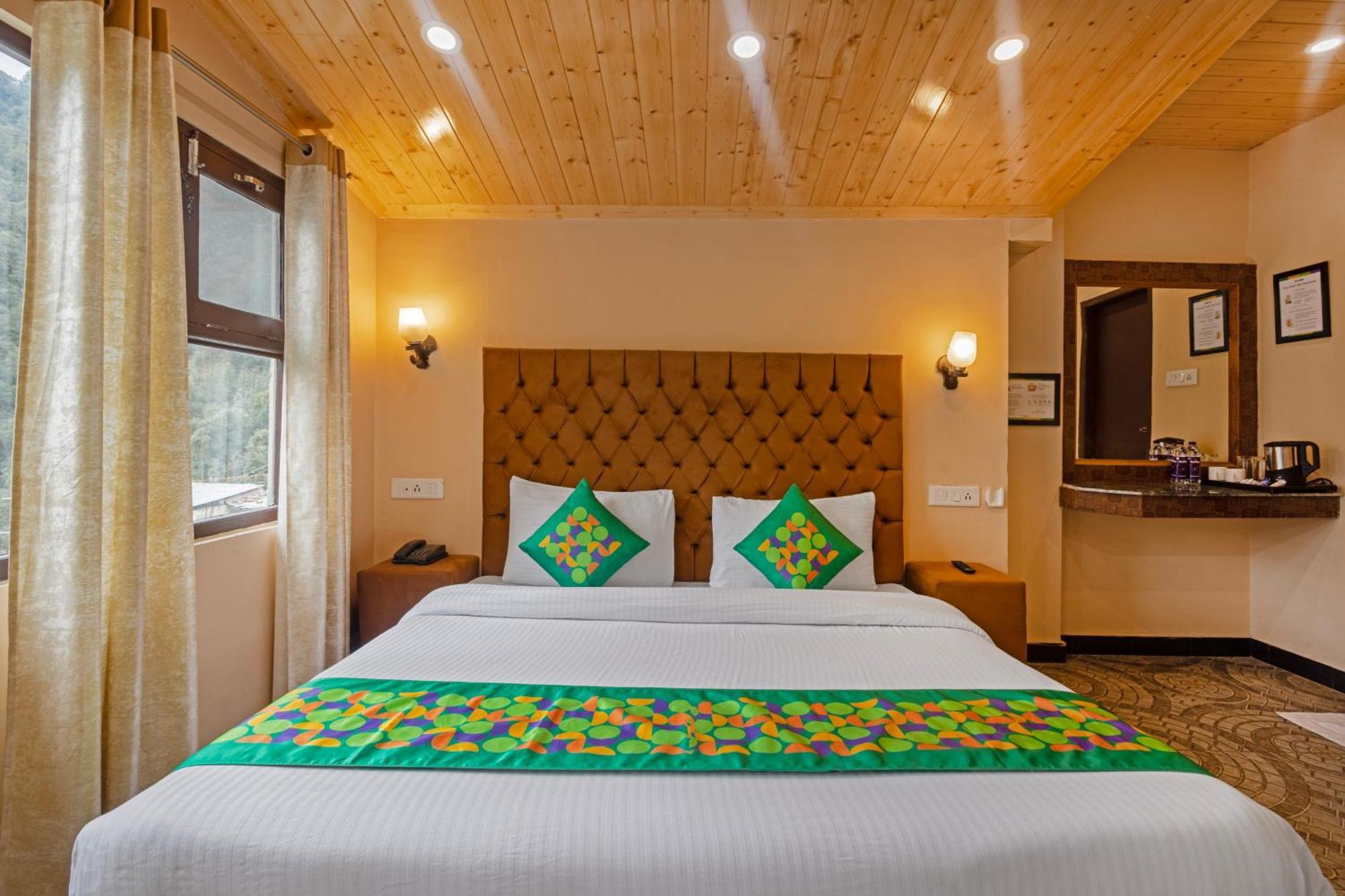 Treebo Lords Garden Glory With Valley View & Centralized Heating Shimla Eksteriør bilde